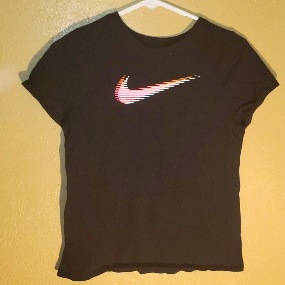 Girls Nike T-Shirt
